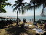 Sonne und Palmen am Strand in Jomtien